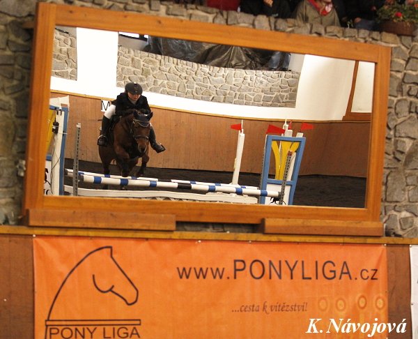 Petra Boháčová a Tara 16, kteří neměli štěstí v rozeskakování (Pony liga) Petra Boháčová a Tara 16, kteří neměli štěstí v rozeskakování (Pony liga)