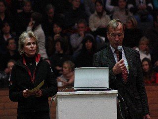 Isabella Sonntag a Dr. Enno Hempel Isabella Sonntag a Dr. Enno Hempel