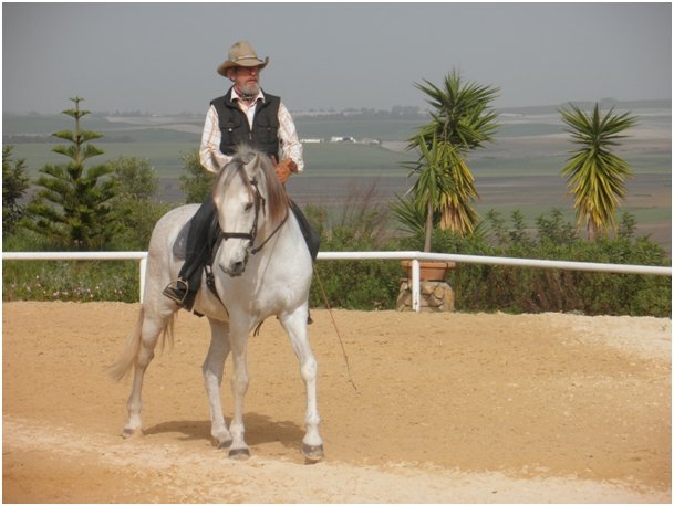 MUDr. Karol Hollý MUDr. Karol Hollý