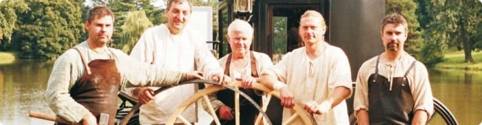 Václav Obr druhý zprava