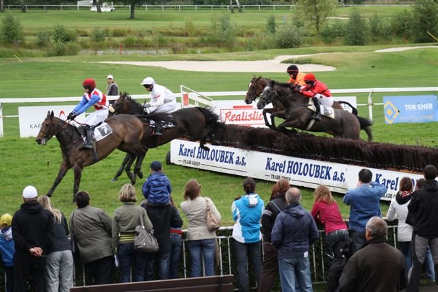 Khalshani (červený dres)