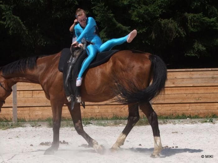 Paravoltiž - Petra Paravoltiž - Petra