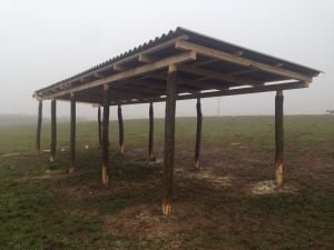 výstavba přístřešků