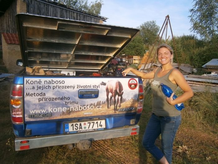 Alena vám pomůže s výběrem těch správných bot pro koně Alena vám pomůže s výběrem těch správných bot pro koně